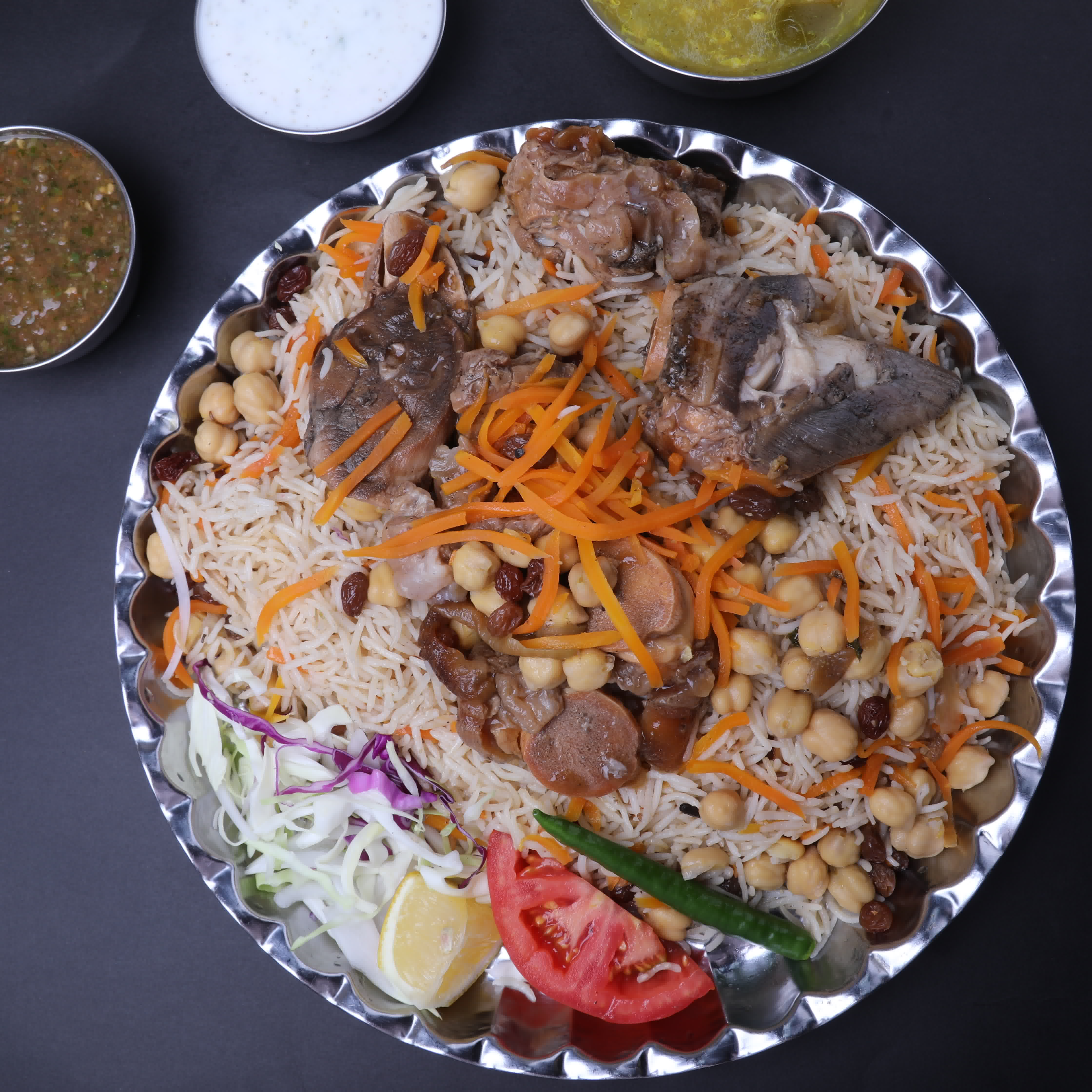 Pacha Pulao (Cow's feet with Rice)